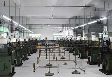自动车床（chuáng）生产车间 