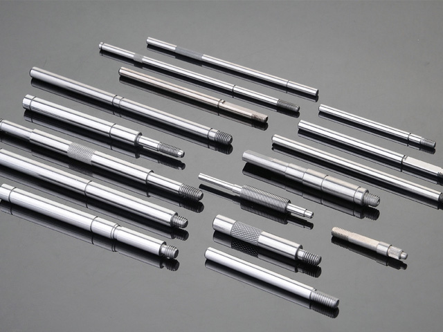 <strong>CNC精密轴（zhóu）零件加工（gōng）*</strong>