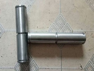 <strong>精密件（jiàn）：CNC连接轴精密配（pèi）件加工</strong>