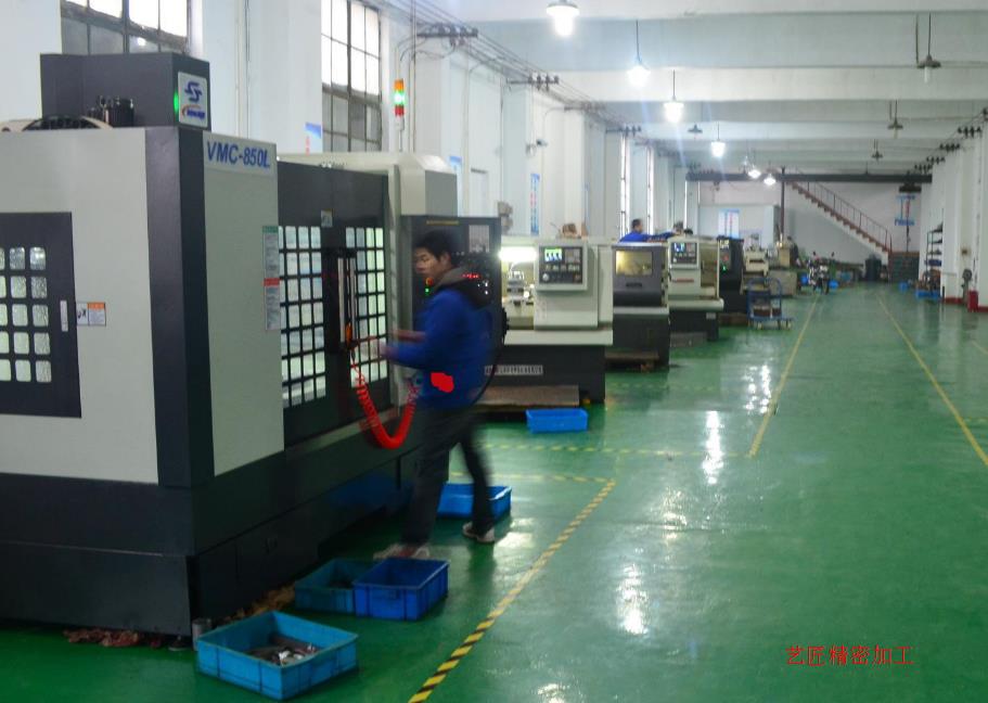 技術解答：模具零件毛坯尺寸的自（zì）動導出方法