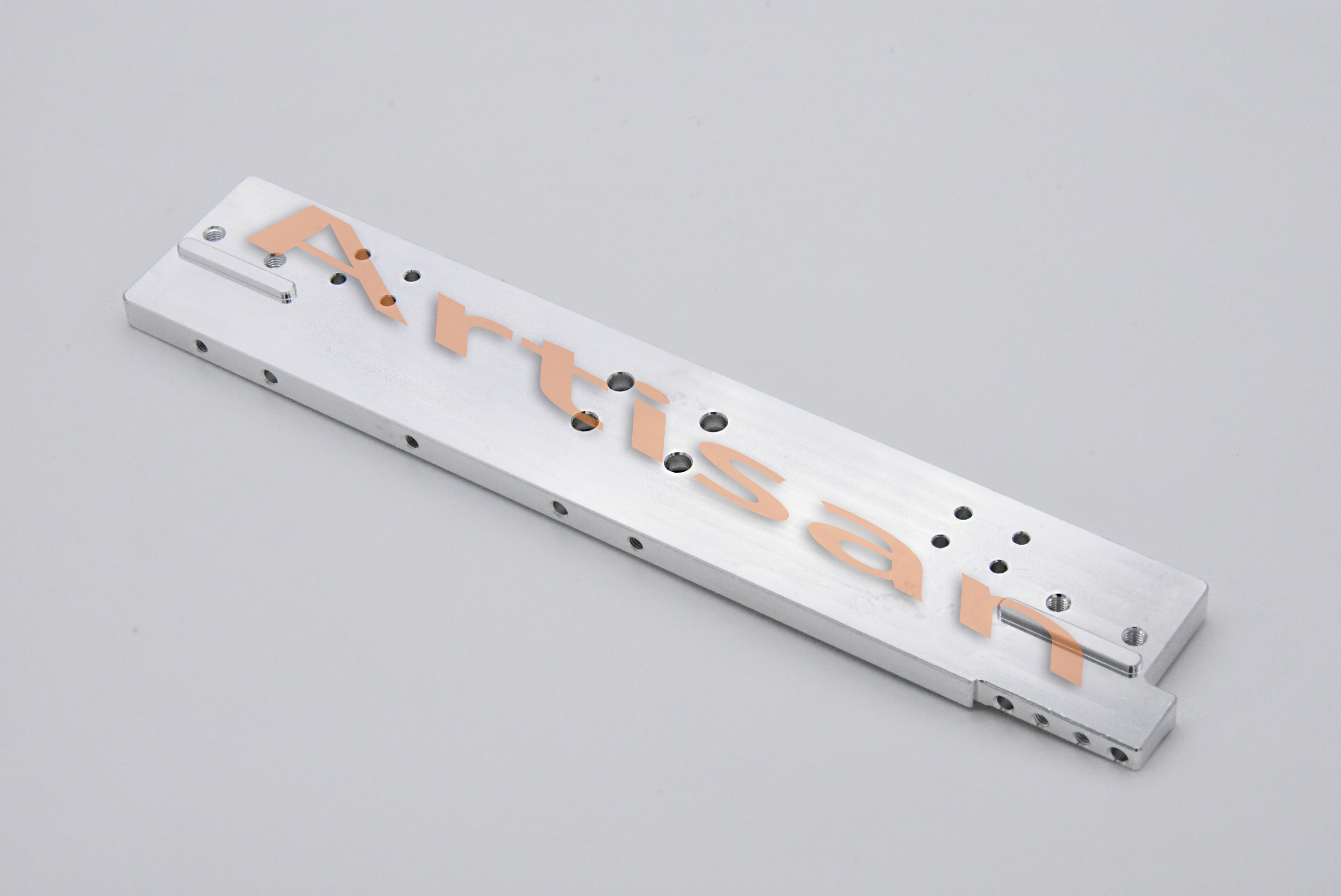 <strong>图3：电（diàn）子及通（tōng）讯（xùn）精密（mì）加工,</strong>