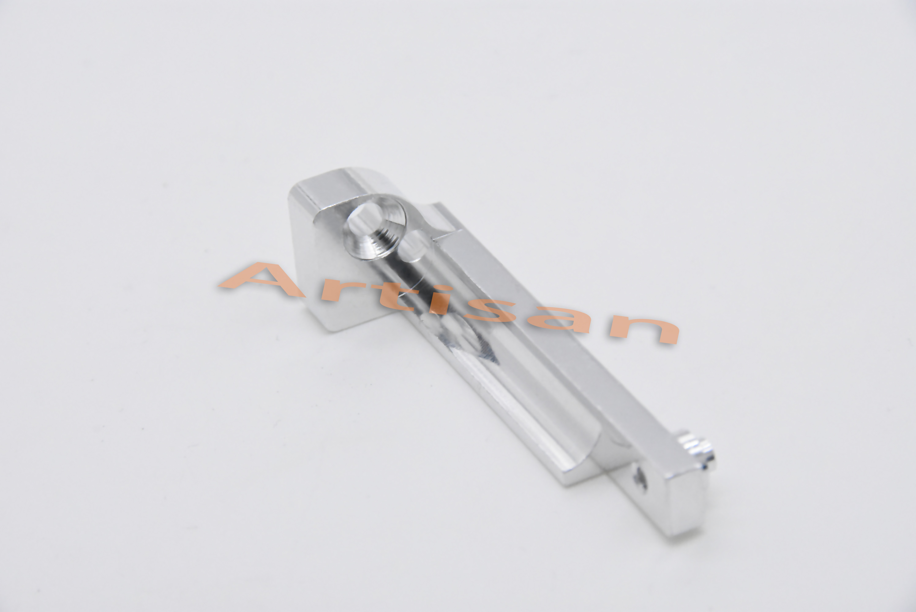 <strong>图32：电子及通讯精密加工（gōng）</strong>