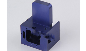 <strong>CNC加工光學零件精（jīng）密加工</strong>