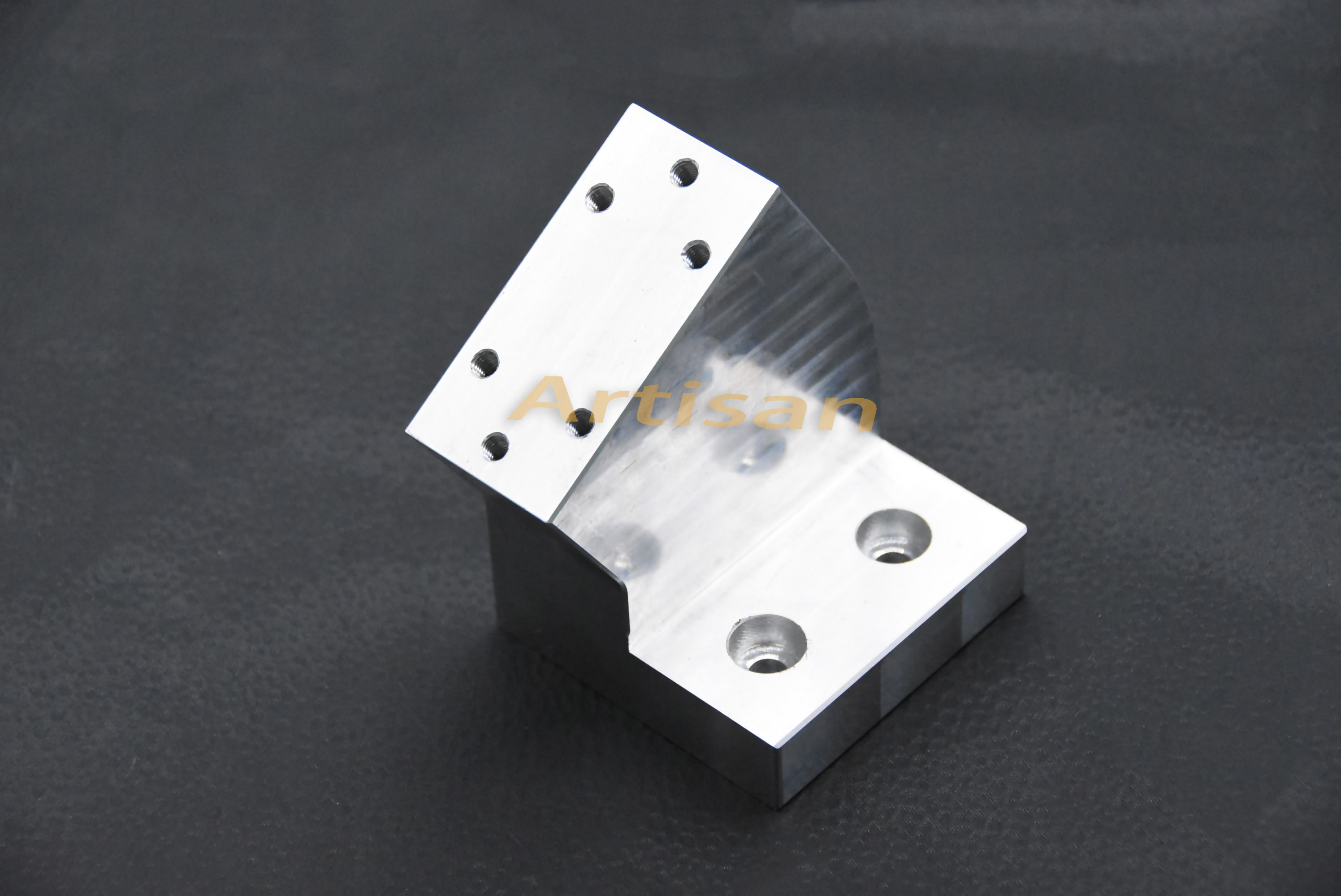 <strong>电子类精（jīng）密加（jiā）工：块4</strong>