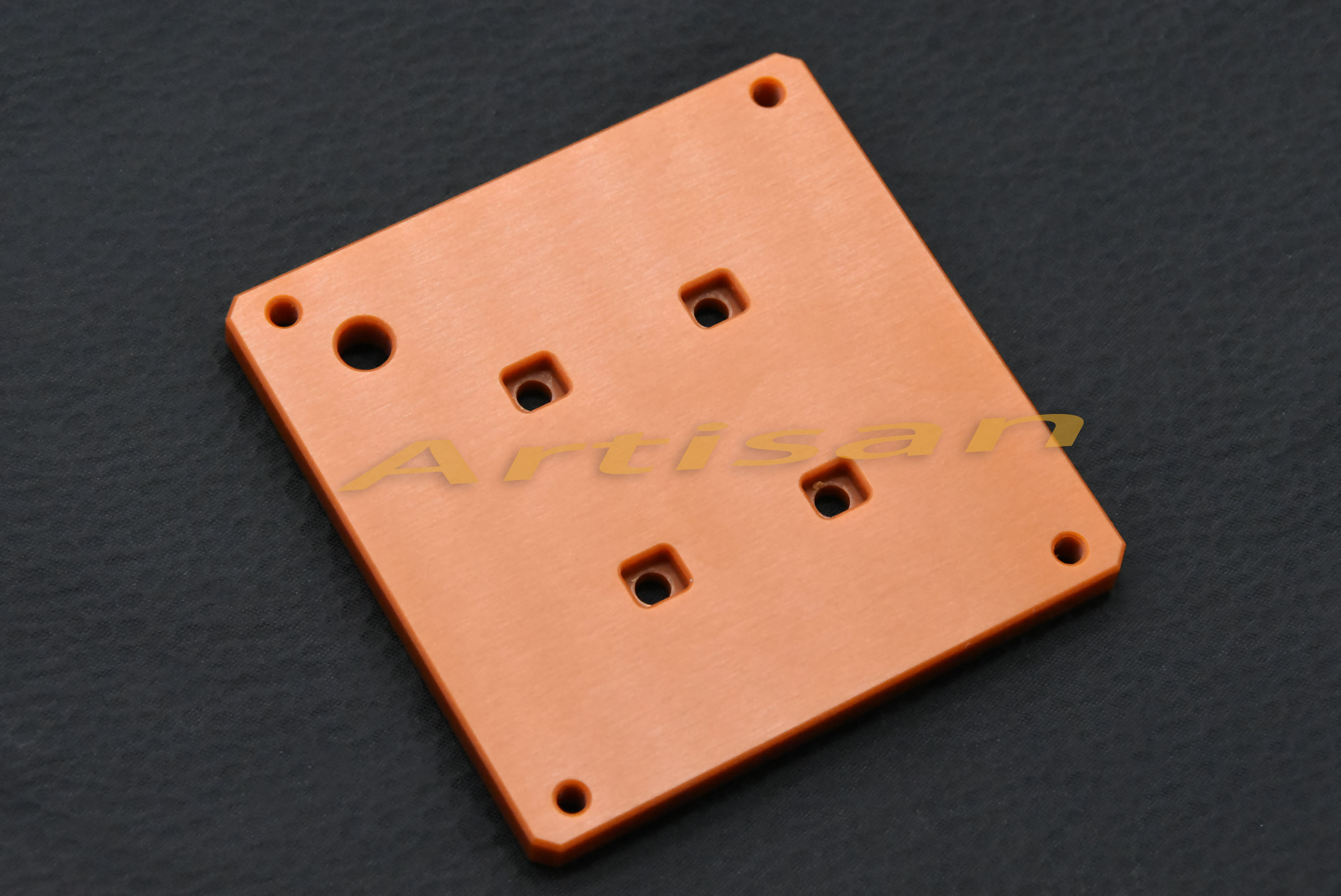 <strong>电子类精密加工（gōng）：电木板</strong>